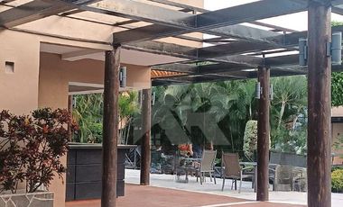 CASA CON APANTLE DENTRO DE CONDOMINIO EN RENTA EN SUMIYA JIUTEPEC