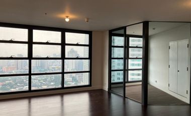 FOR RENT: 2BR UNIT IN GARDEN TOWERS