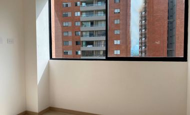 45011 Apartamento en arriendo en el sector Loma del Escobero