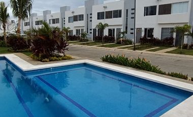 Venta de casa nueva 3 recamaras, con club de playa y muelle náutico