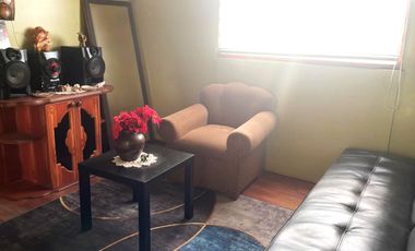 Casa 2 pisos pareada Los Ediles $ 70.000.000.-