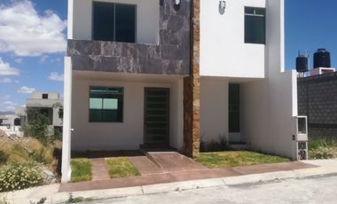 CASA EN VENTA “VALLE DE LAS ESTRELLAS -MINERAL DE LA REFORMA”