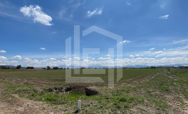▪️Terreno de 5,730m2 en Acayuca, al sur de Pachuca Hgo, a 900m de la carretera México-Pachuca.