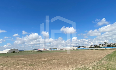 ▪️Terreno de 5,730m2 en Acayuca, al sur de Pachuca Hgo, a 900m de la carretera México-Pachuca.