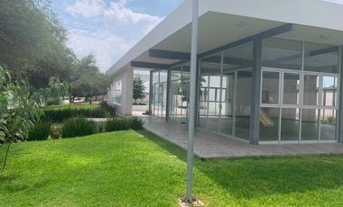 CASA EN VENTA NUEVA EN ZONA NORPONIENTE EN RESIDENCIL BOSUE SERENO