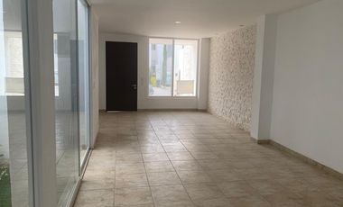 CASA EN VENTA NUEVA EN ZONA NORPONIENTE EN RESIDENCIL BOSUE SERENO