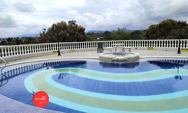 Arriendo finca con alimentación, alquiler eventos hospedaje grandes grupos vacacional, Pereira, Colombia