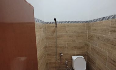 Rumah Disewakan Bringin Sambikerep Surabaya 2 Lantai Full Furnish Bangunan Baru Gress