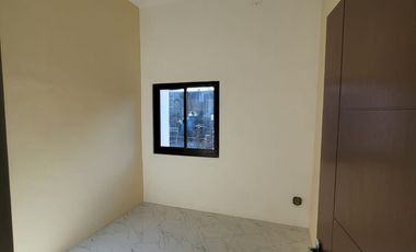 Rumah Disewakan Bringin Sambikerep Surabaya 2 Lantai Full Furnish Bangunan Baru Gress