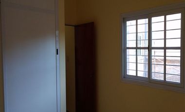COMODO  DEPARTAMENTO DE UN  DORMITORIO