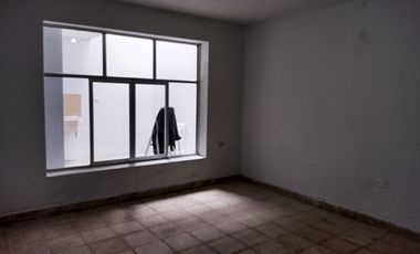 VENTA DE CASA DE 2 PISOS EN EL CALLAO