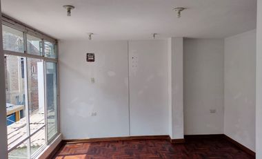 VENTA DE CASA DE 2 PISOS EN EL CALLAO