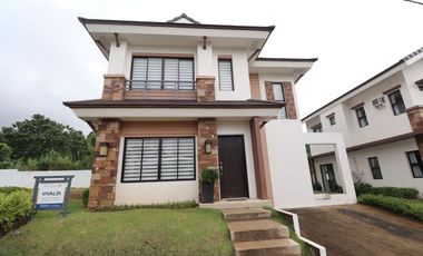 Amarillyo Crest 2 Storey House and lot for Sale with 3 Bedrooms, 2 Toilet and Bath and 1 Car Garage At Havila Taytay Rizal Vivaldi Unit (19min 3.9km SM City Taytay) PH2053