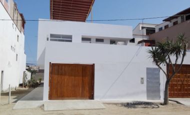 Casa de playa con departamentos