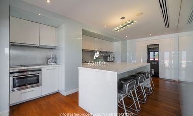 4 Bedrooms | 3 Bathrooms | Private balcony overlooking the sea