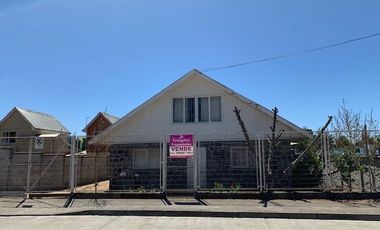Casa en venta, costanera de Dichato
