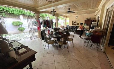 1140 SqM House And Lot In North Town Subdivision For Sale