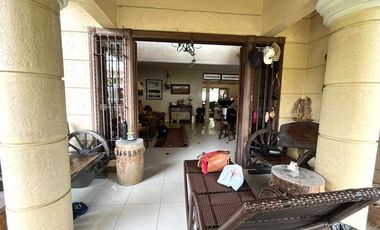 1140 SqM House And Lot In North Town Subdivision For Sale
