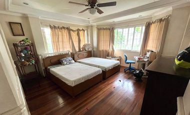 1140 SqM House And Lot In North Town Subdivision For Sale