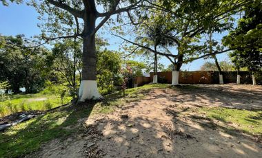 Terreno en venta. Fracc. Jardines de Villahermosa, Tabasco.