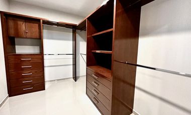 CASA EN VENTA FRACC BOSQUES DE SANTA ANITA, COTO 1