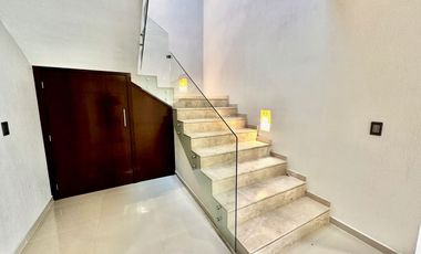 CASA EN VENTA FRACC BOSQUES DE SANTA ANITA, COTO 1