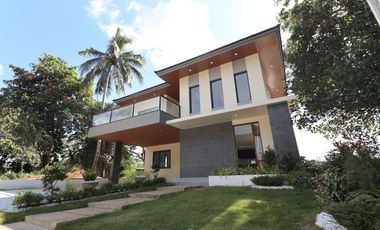 Brand New Single Detached in Antipolo with 4 Bedroom plus Maid’s room with 3 Carport PH2480