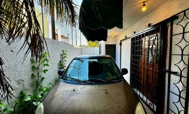 Casa en venta por Mercado de Abastos
