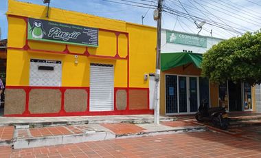 CENTRAL Y AMPLIA CASA-LOTE ESQUINERA PARA PROYECTO COMERCIAL SAN SEBASTIAN DE MARIQUITA (TOLIMA) EN VENTA