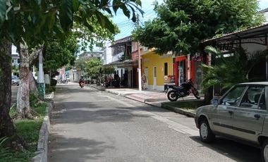 CENTRAL Y AMPLIA CASA-LOTE ESQUINERA PARA PROYECTO COMERCIAL SAN SEBASTIAN DE MARIQUITA (TOLIMA) EN VENTA