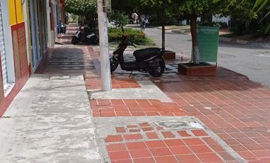 CENTRAL Y AMPLIA CASA-LOTE ESQUINERA PARA PROYECTO COMERCIAL SAN SEBASTIAN DE MARIQUITA (TOLIMA) EN VENTA