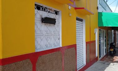 CENTRAL Y AMPLIA CASA-LOTE ESQUINERA PARA PROYECTO COMERCIAL SAN SEBASTIAN DE MARIQUITA (TOLIMA) EN VENTA