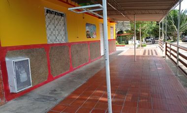 CENTRAL Y AMPLIA CASA-LOTE ESQUINERA PARA PROYECTO COMERCIAL SAN SEBASTIAN DE MARIQUITA (TOLIMA) EN VENTA