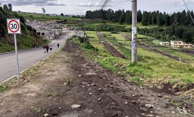 TERRENOS-VENTA, SERVICIOS SOTERRADOS CON CAMINOS NUEVOS, SECTOR SNTO DOMINGO DE CUTUGLAHUA. QUITO, ECUADOR.