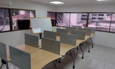 ALQUILER OFICINA - EDIFICIO CENTRO EMPRESARIAL VERSALLES