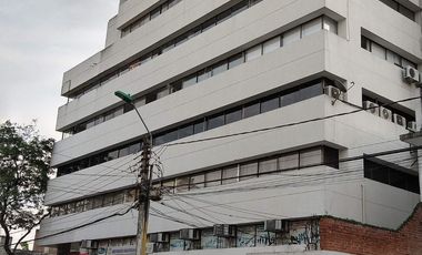 ALQUILER OFICINA - EDIFICIO CENTRO EMPRESARIAL VERSALLES