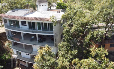 ¡Oportunidad de inversión! Villa en venta a 3.5 km del Jardín Botánico