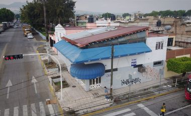 LOCAL COMERCIAL EN VENTA FRENTE AL RASTRO EN ESQUINA, LÓPEZ DE LEGASPI
