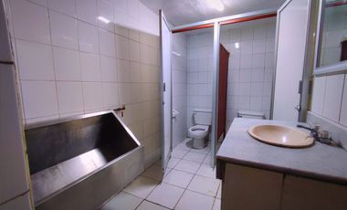 LOCAL COMERCIAL EN VENTA FRENTE AL RASTRO EN ESQUINA, LÓPEZ DE LEGASPI
