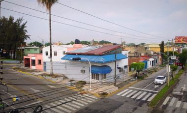 LOCAL COMERCIAL EN VENTA FRENTE AL RASTRO EN ESQUINA, LÓPEZ DE LEGASPI
