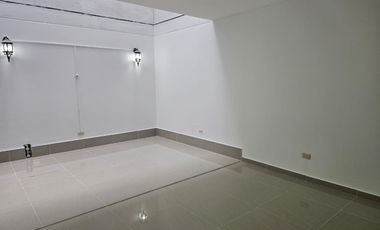 Local Comercial en Venta - Los Olivos
