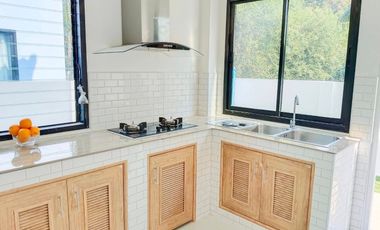 Newly 4-Bedroom Minimal-Nordic Style House in San Sai for Sale