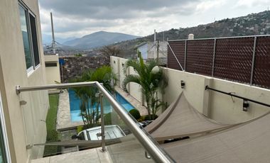 Bonita casa sola nueva en venta!