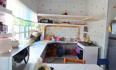 EN VENTA CASA EN ESQUINA CON LOCAL COMERCIAL, VERACRUZ.
