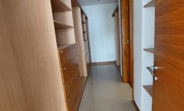 ALQUILER DE AMPLIA CASA EN SAMBORONDON