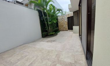 ALQUILER DE AMPLIA CASA EN SAMBORONDON