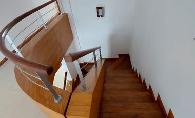 ALQUILER DE AMPLIA CASA EN SAMBORONDON