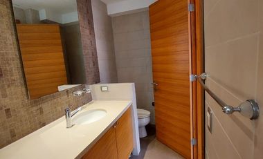 ALQUILER DE AMPLIA CASA EN SAMBORONDON