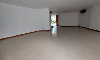 ALQUILER DE AMPLIA CASA EN SAMBORONDON