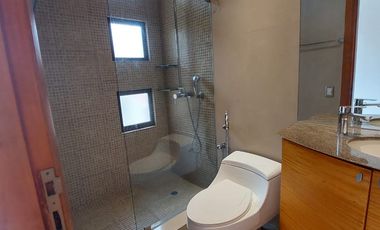 ALQUILER DE AMPLIA CASA EN SAMBORONDON